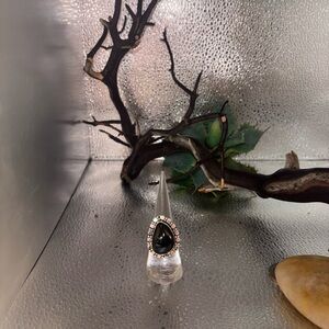7 1/2 Chic Onyx Teardrop Ring with Silver Detailing